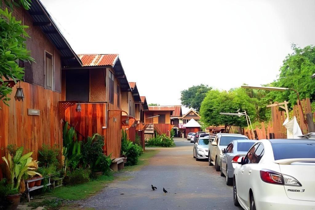 Jidapa Resort Αγιουτάγια Εξωτερικό φωτογραφία