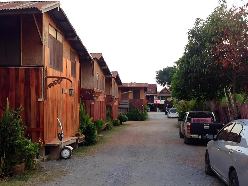 Jidapa Resort Αγιουτάγια Εξωτερικό φωτογραφία